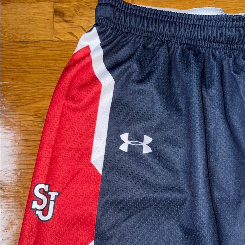 NWOT Men’s St. John’s University Under Armour Men's Red and Blue Athletic Shorts - Picture 3 of 8